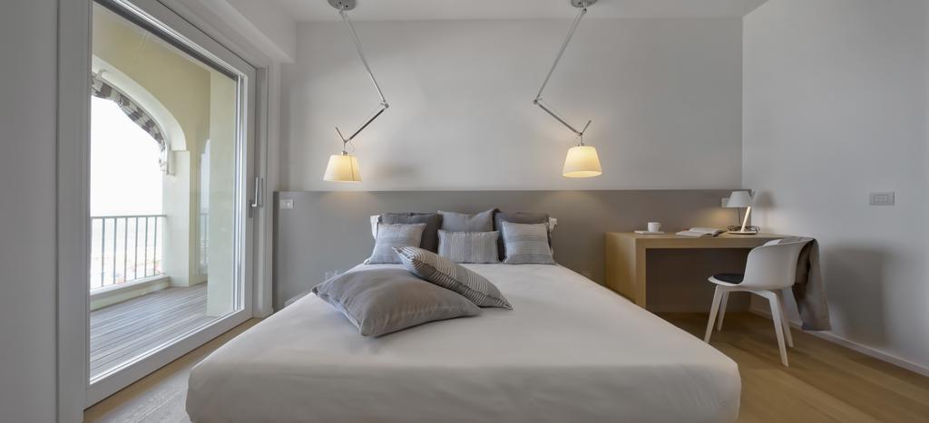 Luxury Suites Collection - Milano 33 Riccione Eksteriør billede